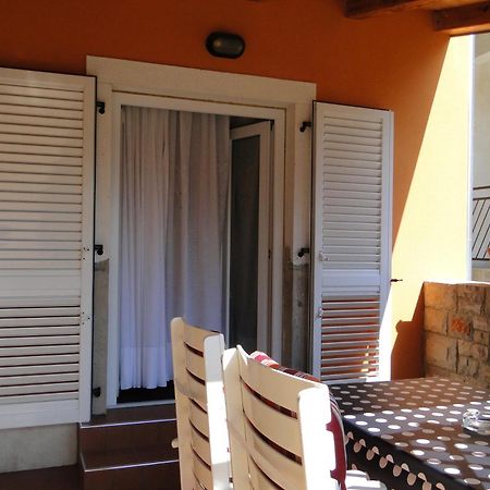 Apartments Villa Ela Умаг Экстерьер фото