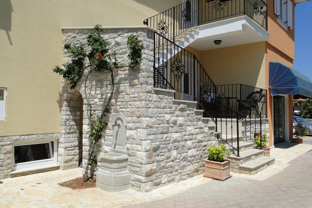 Apartments Villa Ela Умаг Экстерьер фото