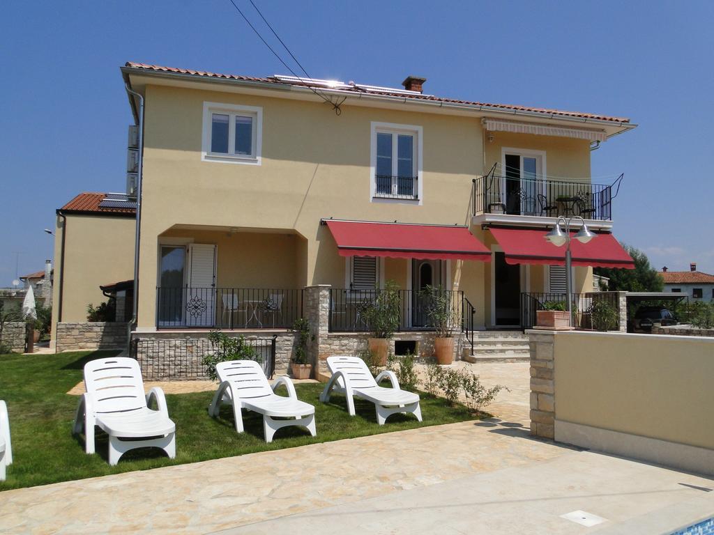 Apartments Villa Ela Умаг Экстерьер фото