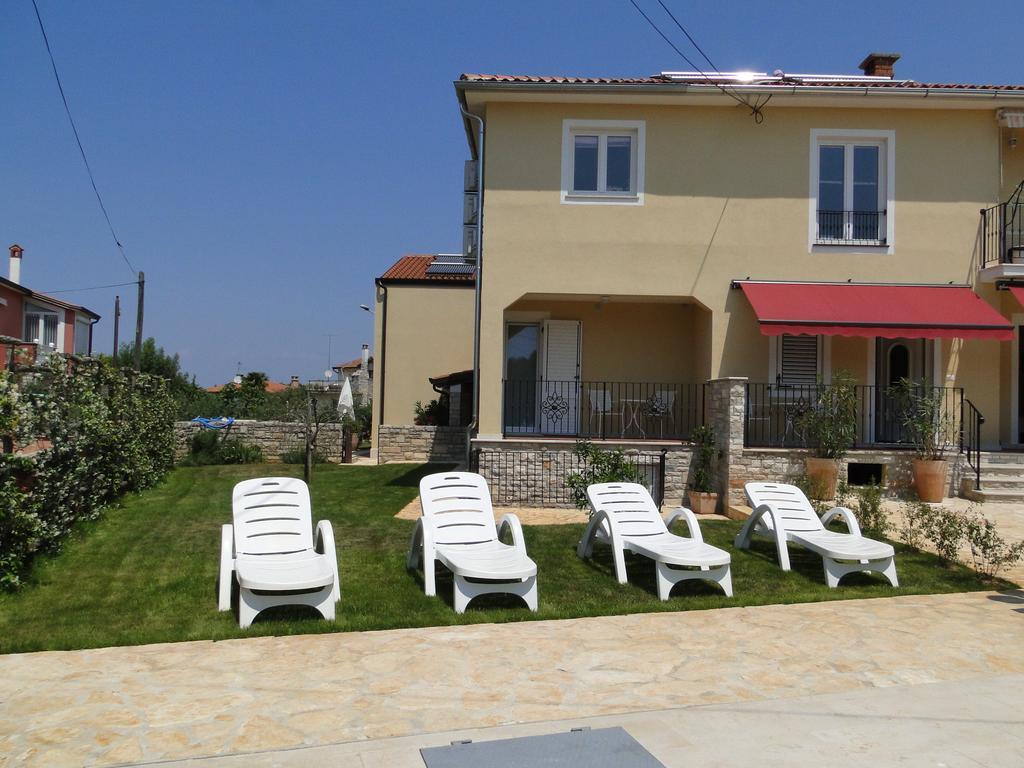 Apartments Villa Ela Умаг Экстерьер фото