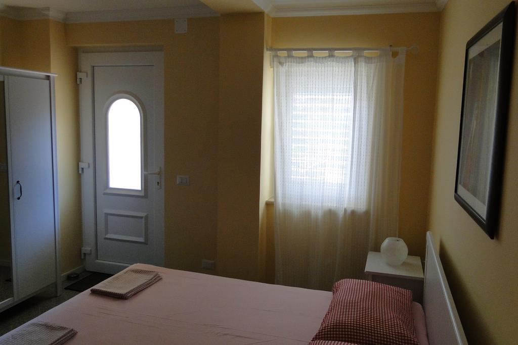 Apartments Villa Ela Умаг Экстерьер фото