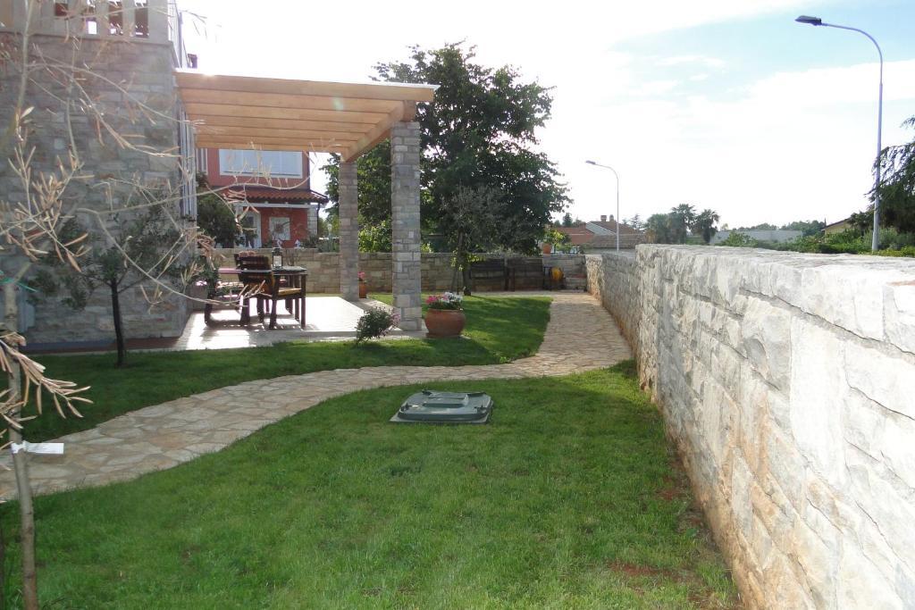 Apartments Villa Ela Умаг Экстерьер фото