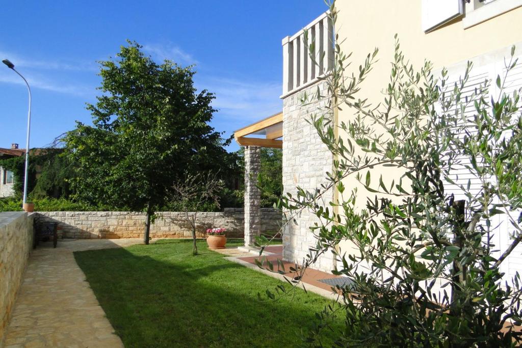 Apartments Villa Ela Умаг Экстерьер фото